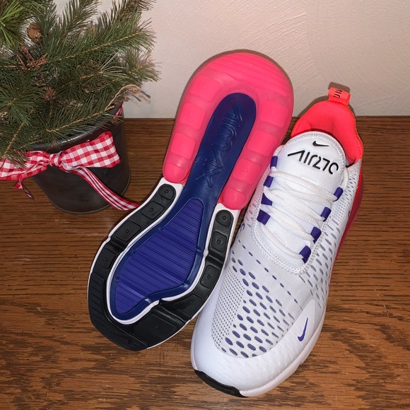 Nike Air Max 270 - Picture 7 of 8